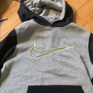 Nike boys large hoodie